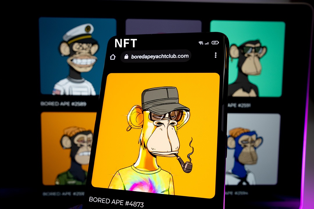Nft app screenshot showcasing blockchain and crypto functionalities.